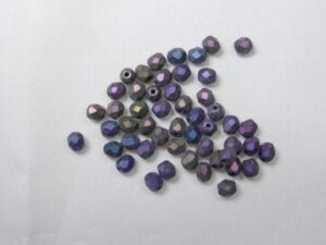 FP1-04-21195JT Matte Iris Purple Czech Glass Facet Firepolish 4mm 50 stuks