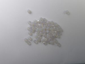 FP1-03-21000 Milky Amethyst Czech Glass Facet Firepolish 3mm 50 stuks