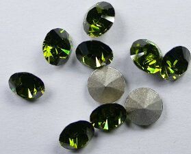 Maxima Chaton, ss24, Preciosa, Olivine