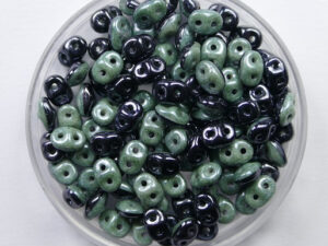 SD-03849-14459 Black/White Green Luster Matubo SuperDuo Duets 10 gram
