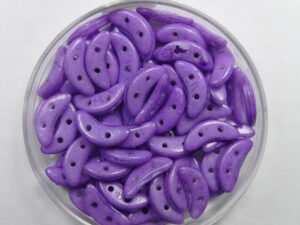 CZM-CR-S0018WH 2 hole Crescent Beads, 10x3 mm, Czech Mates, ColorTrends: Opaque Bodacious - Afbeelding 1