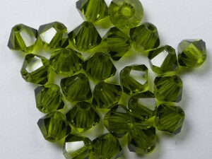 PrBic-04-OL Olivine Preciosa bicones 4 mm 25 stuks