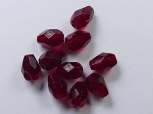 Firepolished Drops, 7x5 mm, Light Garnet - Afbeelding 1