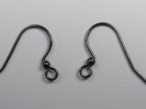 5 paar oorbelhaakjes 25 mm. black oxide