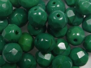 FP1-07-53240 Opaque Green 7 mm. 18 Pc.