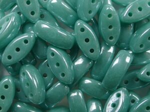 CL-63130-14400 Cali Beads Opaque Green Turquoise Luster 20 Pc