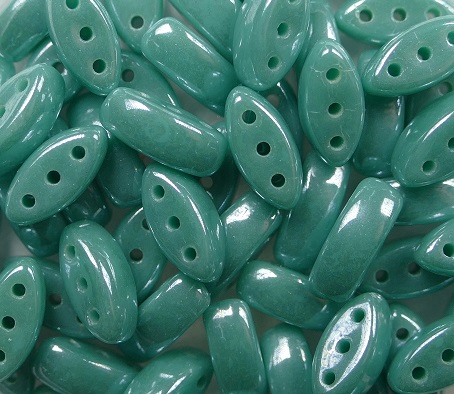 CL-63130-14400 cali beads opaque green turquoise luster