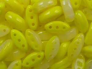 CL-X1166 Cali Beads Opaque Yellow/Opal White 20 Pc