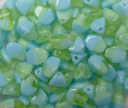 PI-x1527 pinch beads 5x3 mixed opal-transparent turquoise green