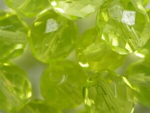 FP1-10-80130 Jonquil Czech Glass Facet Firepolish 10mm 10 stuks