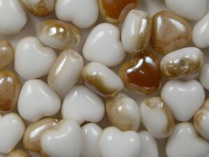 0140261 Opaque White Celsian Hartje 40 Pc - Afbeelding 1