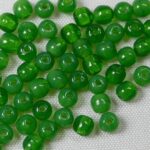 3 mm rounds 51010 milky apple green