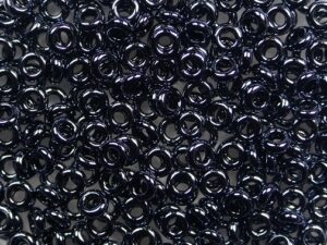 TN-08-0081 Metallic Hematite TOHO Demi Round