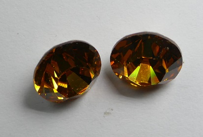 swarovski xilion chaton ss39 topaz