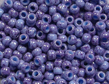 tr-08-1204 toho rounds 8-0 marbled opaque light blue-amethyst