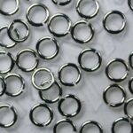 OR-04-ZK open ringetjes 4 mm zilverkleur