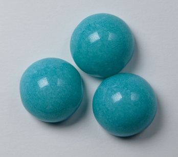 DO-B-02010-10015 dome beads alabaster bright green turquoise