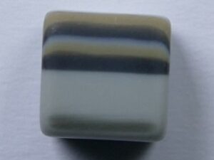 Pol-kub08z-wzgb 8 mm Polaris kubus kraal, Zebra Wit Zwart Grijs Bruin Gemeleerd