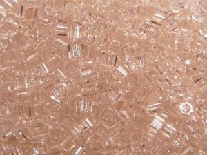 TC-01-0011 Transparent Rosaline 1,5 mm Toho Cubes