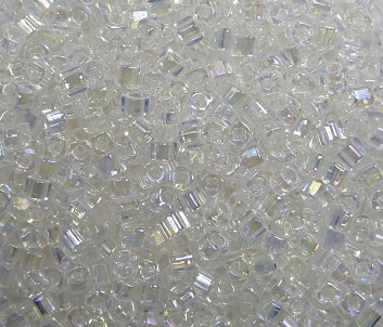 TC-01-0161 Toho cubes 1,5 mm Transparent Rainbow Crystal