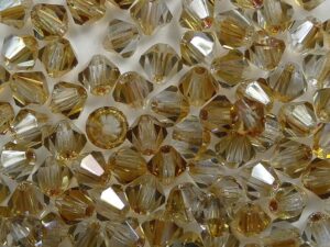 04-MC-30020-22501 Light Sapphire Celsian bicones 4 mm 50 stuks