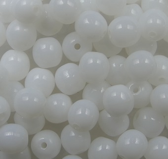 05-R-02010 White Alabaster 5 mm round beads color 02010