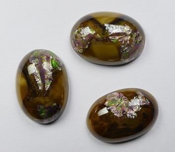 CAB-25-18-OV-BM-MF Glass Cabochon Oval 25x18 mm brown Melee, multicolored foil