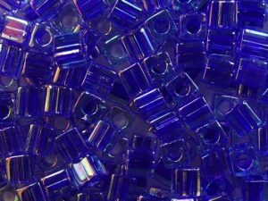M-Cub-3-0353 Lined Blue Violet AB Miyuki Cubes 3x3 mm