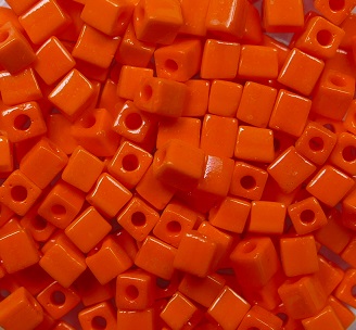 M-Cub-3-0406 Miyuki Cubes, 3×3 mm, Opaque Orange kleurnummer 406
