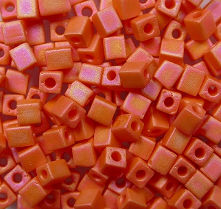 M-Cub-3-0406FR Miyuki Cubes, 3×3 mm, Opaque Orange Matted AB kleurnummer 406FR