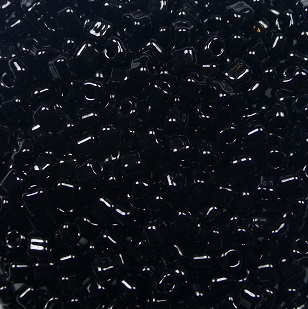 M-TRI-10-0401 Miyuki Triangle 10-0 Opaque Black kleurnummer 401