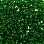 M-TRI-10-1802SL Miyuki Triangle 10-0 Silver Lined Kelly Green kleurnummer 1802SL