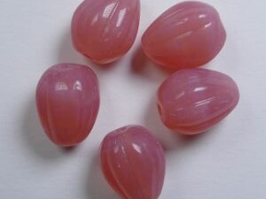 0070455 Milky Pink Melon Drops 11x9 mm 5 Pc.
