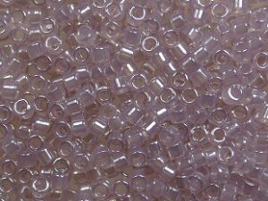 TT-01-0151 Ceylon Grape Mist TOHO Treasures 11/0 - Afbeelding 1
