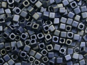 M-Cub-18-2002 Matte Metallic Silver Grey Miyuki Cubes 1.8x1.8 mm - Afbeelding 1