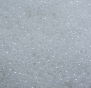 Pr-11-02090 preciosa rocailles 11-0 snow white opal color 02090