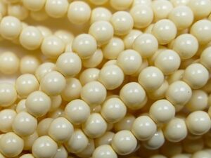 04-132-19001-48114 Shiny Eggshell Czech glasparels 4 mm, 120 stuks - Afbeelding 1