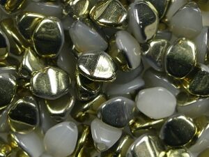 PI-02010-26441 White Alabaster Amber Pinch beads. 10 gram - Afbeelding 1