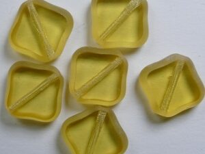 0030362 Topaz Table Cut Square Beads met afgeronde gematteerde randen 6 Pc. - Afbeelding 1