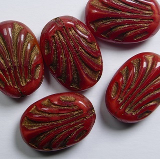 0050327 Opaque Red Melee Bronze Washed Ovaal met Ornament beads 17x12 mm color 97022-54317