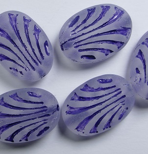 0090468 Matte Crystal Blue-Purple Washed Ovaal met Ornament beads 17x12 mm color 00030-54325-84100