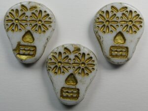 0140284 White Alabaster Gold Skull Bead 3 Pc. - Afbeelding 1