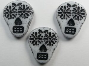 0140285 White Alabaster Black Skull Bead 3 Pc.