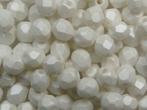 FP1-04-02010-24001 Pearl Shine White Czech Glass Facet Firepolish 4mm