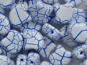GIN-IO24604 Ionic White-Blue Matubo 2 Hole Ginko Bead 10 gram - Afbeelding 1