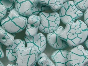 GIN-IO24605 Matubo 2 Hole Ginko Bead Ionic White-Green 10 gram