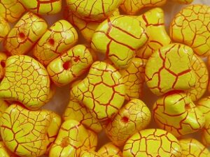 GIN-IO24607 Matubo 2 Hole Ginko Bead Ionic Yellow-Red 10 gram
