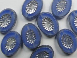 0090474 Light Sapphire Opal Labrador Washed Kiwi Table Cut Bead. 5 Pc. - Afbeelding 1