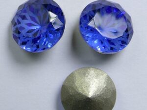 LF-C-10-SAP Lotus Flower Round Chaton SS47, 10 mm Sapphire 1 Pc.