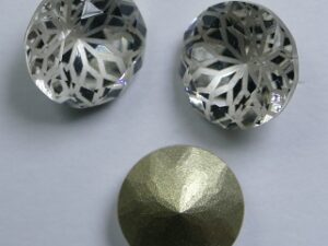LF-C-10-WHI Lotus Flower Round Chaton SS47, 10 mm White 1 Pc.